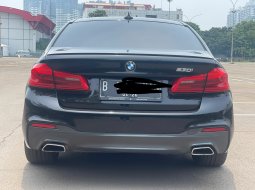 MOBIL INCARAN SEMUA ORANG!! BMW 530I AT 2020 KEREN!! KM LOW!! 4