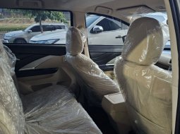 Mitsubishi Xpander Exceed A/T 2018 4