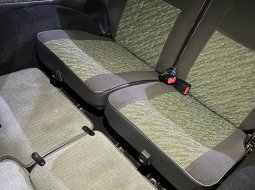 Suzuki Jimny Sierra 1300 JB31W 6