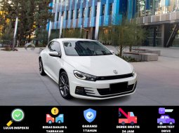 Volkswagen Scirocco 1.4 TSI R-Line Coupe Facelift Last Edition White on Black Pemakaian 2019