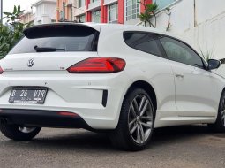 Volkswagen Scirocco 1.4 TSI R-Line Coupe Facelift Last Edition White on Black Pemakaian 2019 6