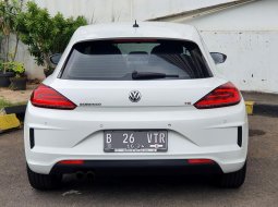 Volkswagen Scirocco 1.4 TSI R-Line Coupe Facelift Last Edition White on Black Pemakaian 2019 8