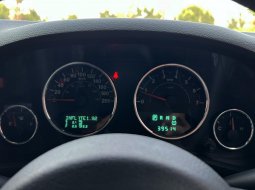 Jeep Wrangler Rubicon 3.6 2 Door Full Option AT 2013 Putih (Sticker Green Army) 12