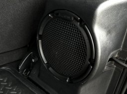Jeep Wrangler Rubicon 3.6 2 Door Full Option AT 2013 Putih (Sticker Green Army) 20