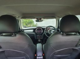 Mini Cooper 1.5 Hatch 3 Door AT 2019 Red On Black 7
