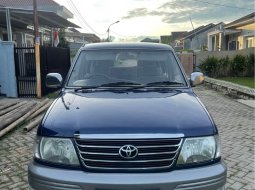 Toyota Kijang Krista facelift 2004 matic barang langka