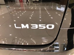 Lexus LM 350 2022 Hitam 18