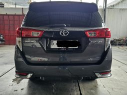 Toyota Innova Venturer 2.4 Diesel AT ( Matic ) 2017 / 2018 Abu² Tua Km 69rban Siap Pakai 6