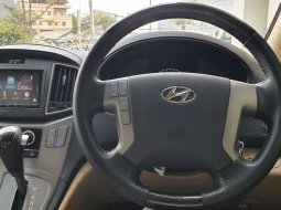 Km13rb Hyundai H1 H-1 2.4 Bensin AT Royale Facelift Pilotseat Hyper Silver Pemakaian 2019 NIK 2018 10