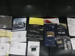 Km13rb Hyundai H1 H-1 2.4 Bensin AT Royale Facelift Pilotseat Hyper Silver Pemakaian 2019 NIK 2018 12