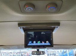 Km13rb Hyundai H1 H-1 2.4 Bensin AT Royale Facelift Pilotseat Hyper Silver Pemakaian 2019 NIK 2018 17