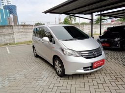 TDP Hanya 8 jutaan- Honda Freed 2009 MATIC , Kota Medan, Sumatra Utara 1
