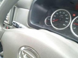 Daihatsu xenia xi family 2009 6