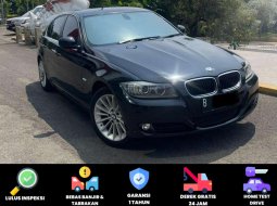 BMW 320i E90 2010 LCI Executive AT CKD Hitam 7
