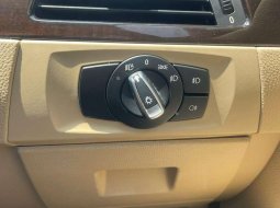BMW 320i E90 2010 LCI Executive AT CKD Hitam 16