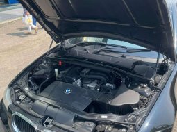BMW 320i E90 2010 LCI Executive AT CKD Hitam 19