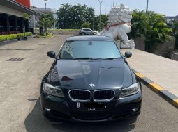 BMW 320i E90 2010 LCI Executive AT CKD Hitam 18