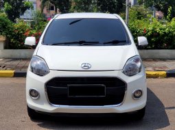 Daihatsu Ayla 1.0 X MT Manual Putih 2013 1