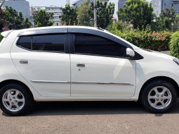 Daihatsu Ayla 1.0 X MT Manual Putih 2013 4