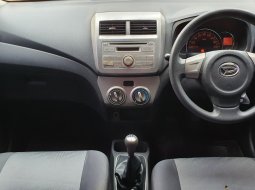 Daihatsu Ayla 1.0 X MT Manual Putih 2013 9