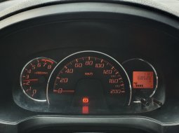 Daihatsu Ayla 1.0 X MT Manual Putih 2013 7