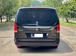 Mercedes-Benz Vito V260 4