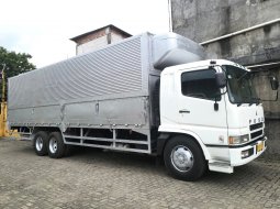 Mitsubishi Fuso tronton build up wingbox 2009 Wing box 2