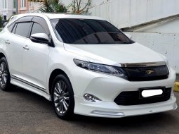 Km60rban Toyota Harrier 2.0 Adven Audioless CBU AT 2014 Putih cash kredit proses bisa dibantu