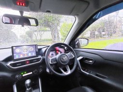 Raize 1.0 Turbo GR Sport CVT TSS (Two Tone) KM Low - Mobil Greessss Toyota 10