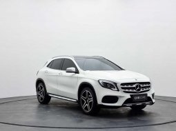 Mercedes-Benz GLA 200 Gasoline 2018 1