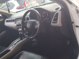 Honda HR-V Prestige 2020 4