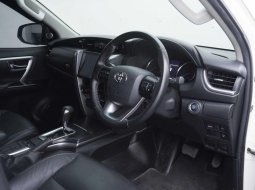 Toyota Fortuner 2.4 VRZ AT 2021 8