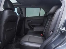 Chevrolet TRAX 1.4 Premier AT 2018 Abu-abu Murah 12