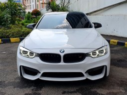 BMW M4 F82 3.0 L6 Coupe 2014 putih km20rban cash kredit proses bisa dibantu 2