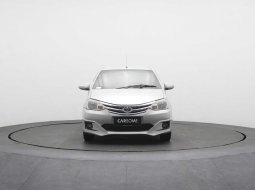 Toyota Etios Valco G 2014 6