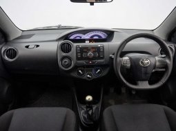Toyota Etios Valco G 2014 8
