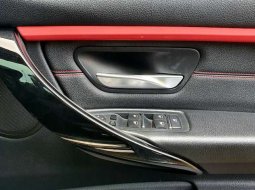 Special Unit Bmw 320i F30 LCi MSport Facelift Sapphire Black Metallic 13