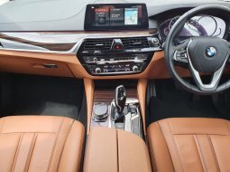 BMW 520i Luxury Line CKD AT 2018 Black On Brown 7