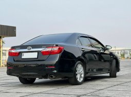 Toyota Camry V At 2012 5