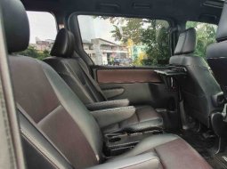 Toyota Voxy 2.0 2019  11
