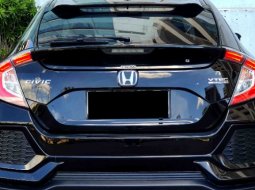 Honda Civic 1.5 TC E CVT HB AT 2018 Hitam Mutiara 6