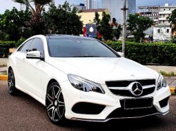 Mercedes Benz E 250 Coupe AMG Line CBU (C207) Facelift AT 2013 White On Red 1