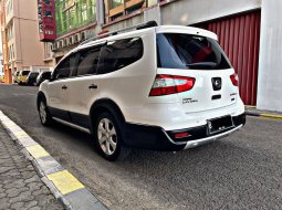 Nissan Livina X-Gear 2015 4