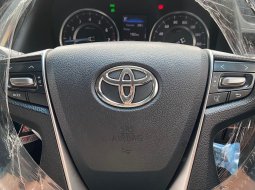 Toyota Vellfire 2.5 G A/T 2018 Black on Black Low km 50Rban Like New  15