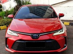 Toyota Corolla Altis 1.8 HYBRID TNGA AT Red on Black NIK 2019 2