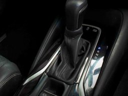 Toyota Corolla Altis 1.8 HYBRID TNGA AT Red on Black NIK 2019 6