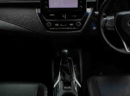 Toyota Corolla Altis 1.8 HYBRID TNGA AT Red on Black NIK 2019 13