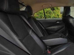 Toyota Corolla Altis 1.8 HYBRID TNGA AT Red on Black NIK 2019 15