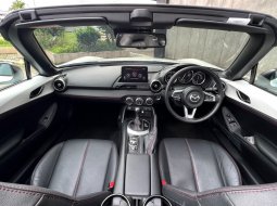 Jual mobil Mazda MX-5 Miata Roadster 2018 Like New Low KM 4Rb Record Mazda   11