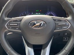 Hyundai Palisade 2.2 CRDI AWD Signature AT 2021 All Wheel Drive Hitam Diesel 7